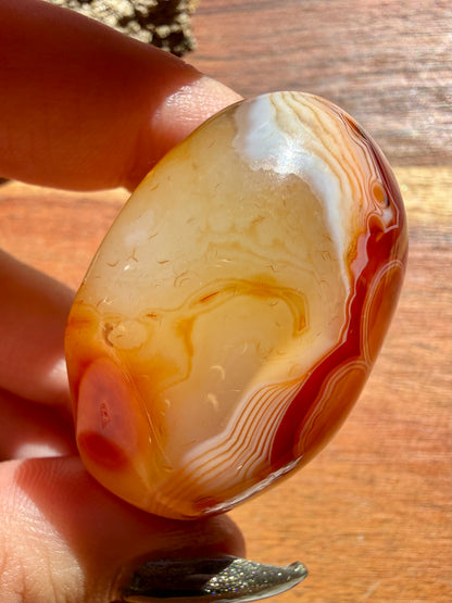 LARGE SARDONYX TUMBLE