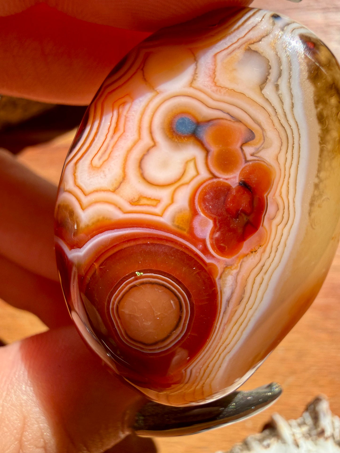 LARGE SARDONYX TUMBLE
