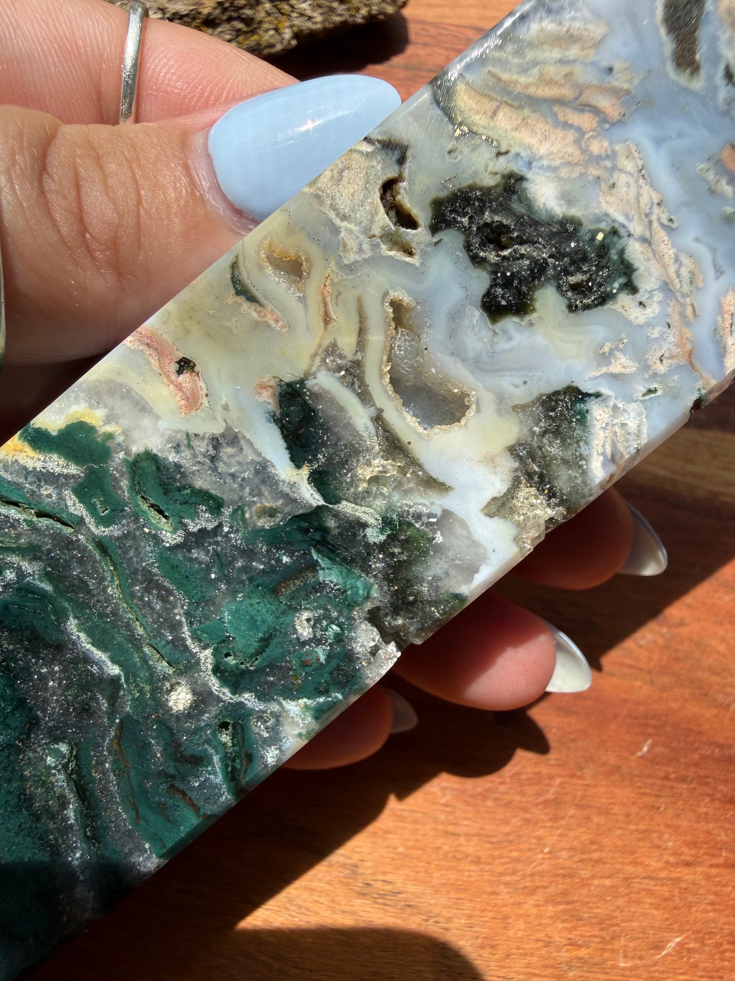 MONET AGATE TOWER