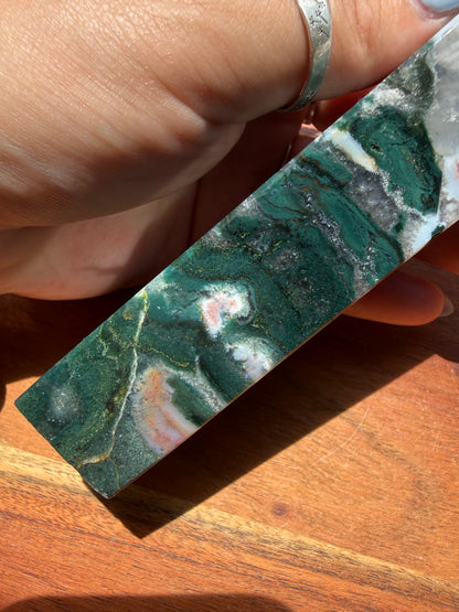 MONET AGATE TOWER