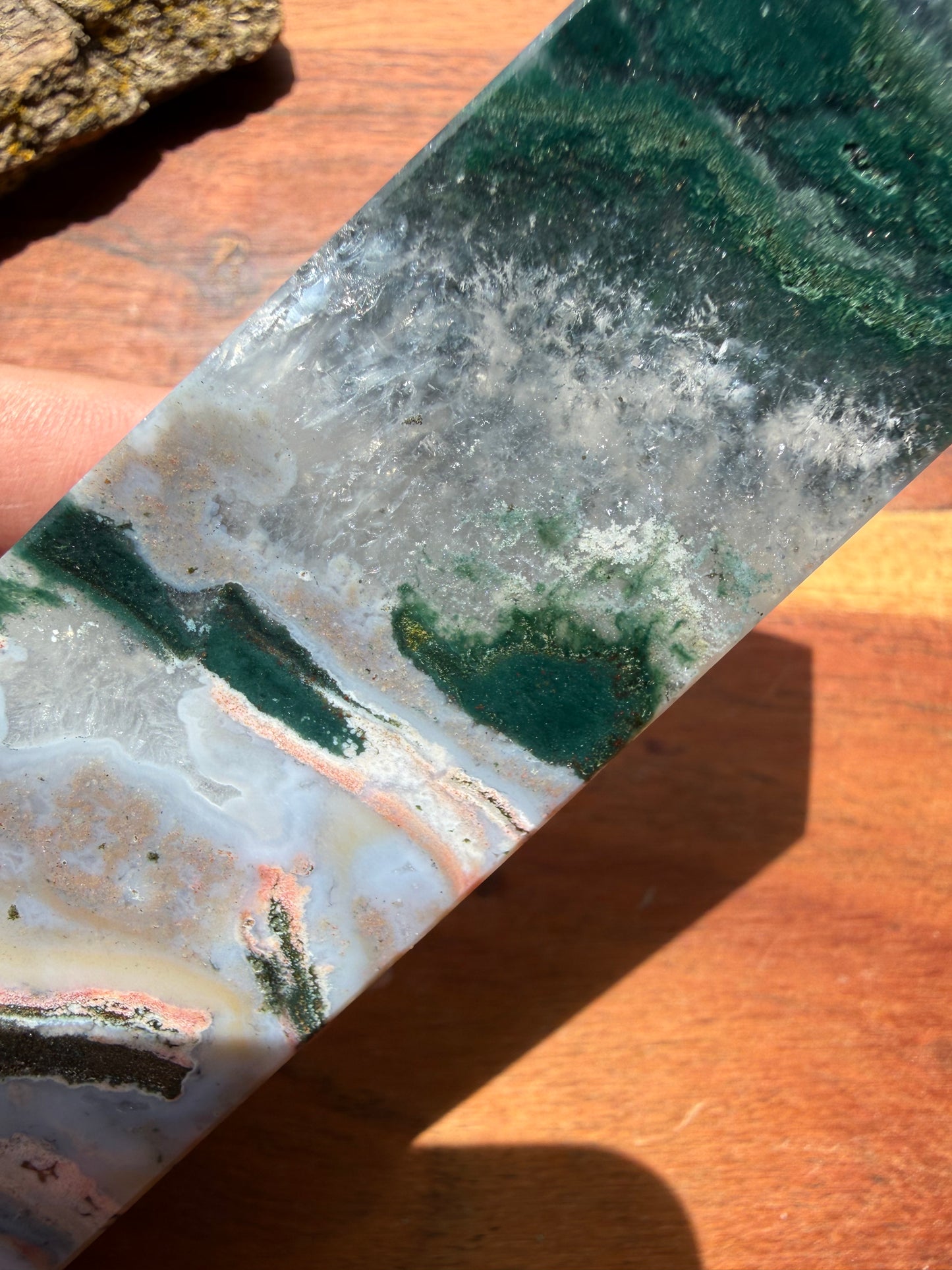 MONET AGATE TOWER