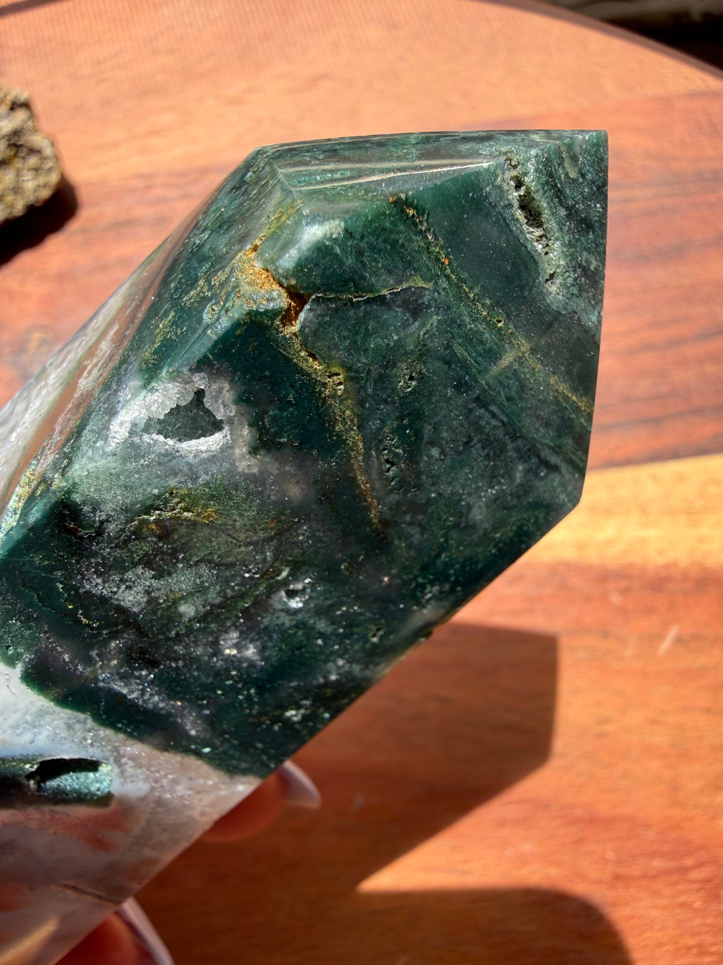 MONET AGATE TOWER