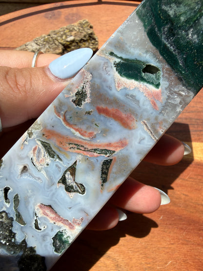MONET AGATE TOWER