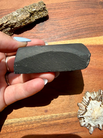 CHRYSANTHEMUM STONE FREEFORM