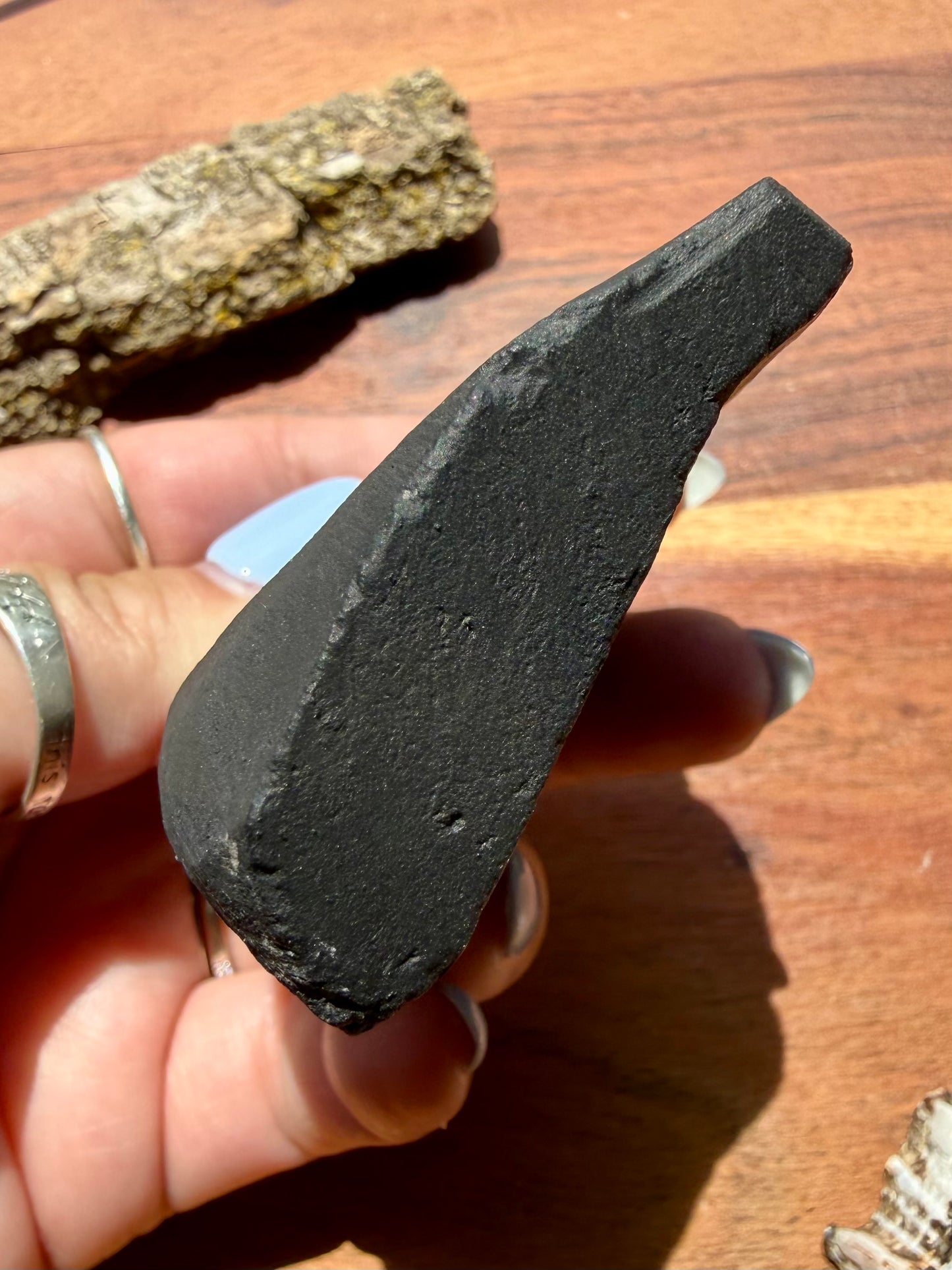 CHRYSANTHEMUM STONE FREEFORM