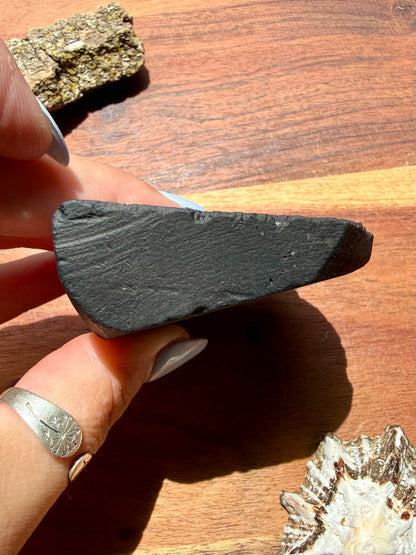 CHRYSANTHEMUM STONE FREEFORM