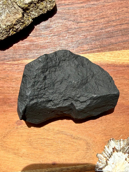 CHRYSANTHEMUM STONE FREEFORM
