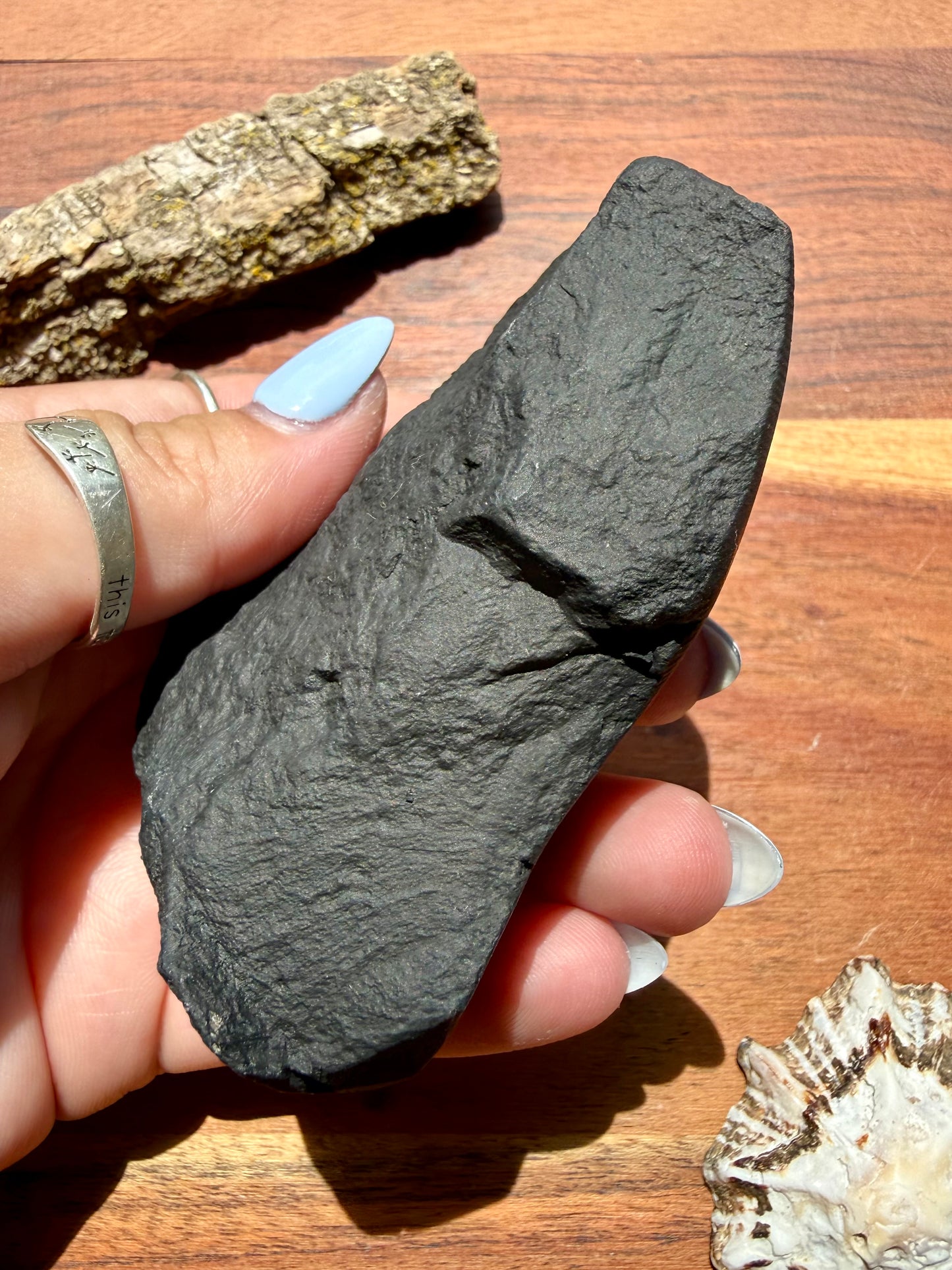CHRYSANTHEMUM STONE FREEFORM
