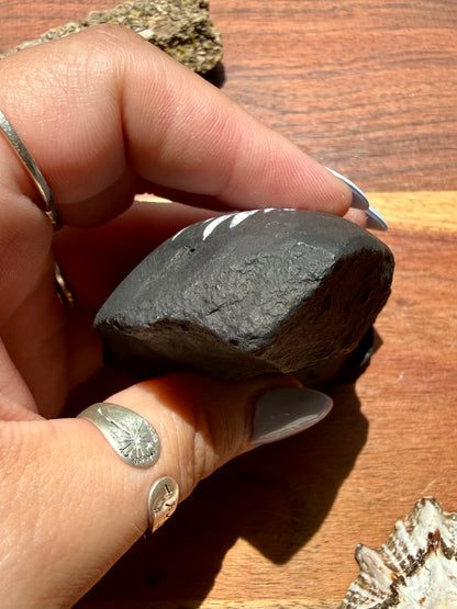 CHRYSANTHEMUM STONE FREEFORM