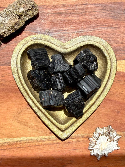 RAW BLACK TOURMALINE [LARGE]