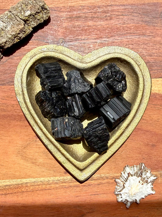 RAW BLACK TOURMALINE [LARGE]