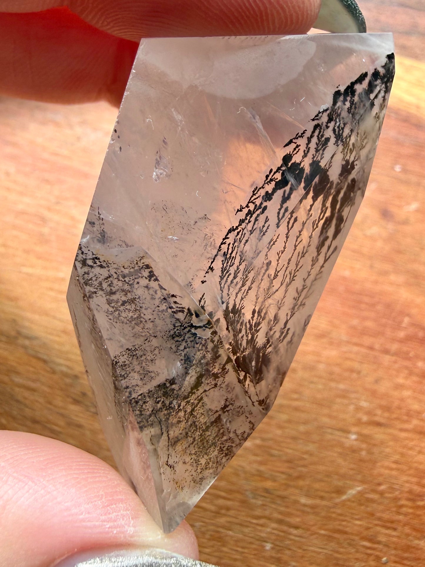 DENDRITIC QUARTZ FREEFORM