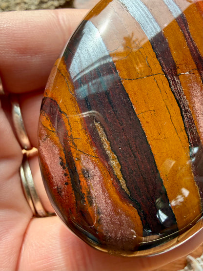TIGER IRON PALM STONE
