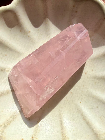 HIGH QUALITY BRAZILIAN ROSE QUARTZ FREEFORM