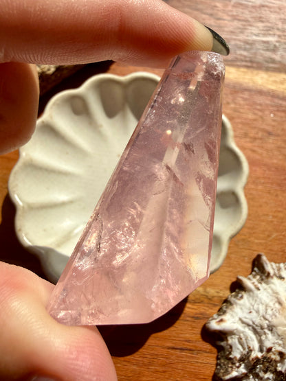 HIGH QUALITY BRAZILIAN ROSE QUARTZ FREEFORM