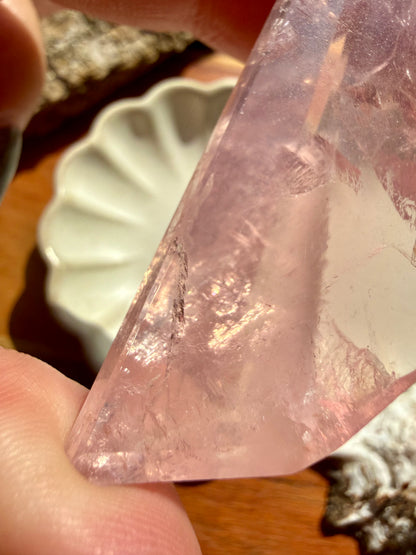 HIGH QUALITY BRAZILIAN ROSE QUARTZ FREEFORM