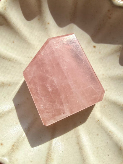 HIGH QUALITY BRAZILIAN ROSE QUARTZ FREEFORM