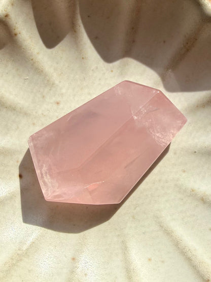 HIGH QUALITY BRAZILIAN ROSE QUARTZ FREEFORM
