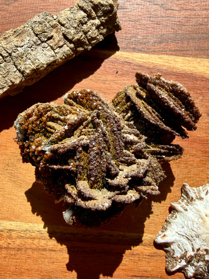 BARITE, MAGANESE + VANADINITE