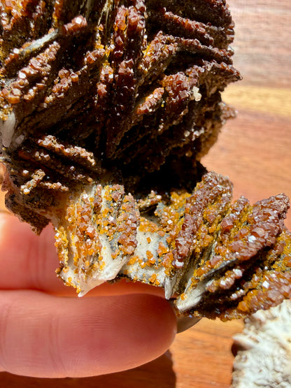 BARITE, MAGANESE + VANADINITE