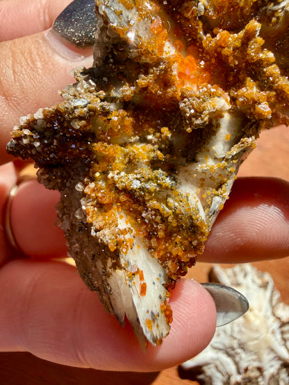BARITE, MAGANESE + VANADINITE