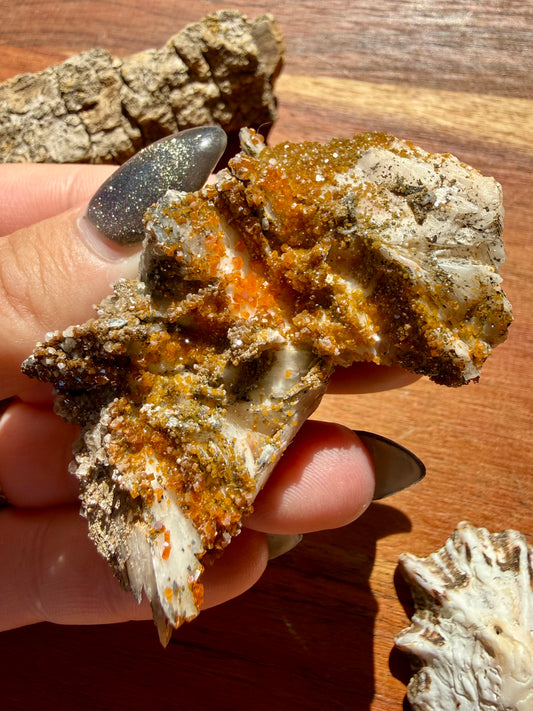 BARITE, MAGANESE + VANADINITE