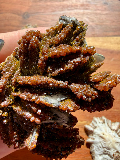 BARITE, MAGANESE + VANADINITE