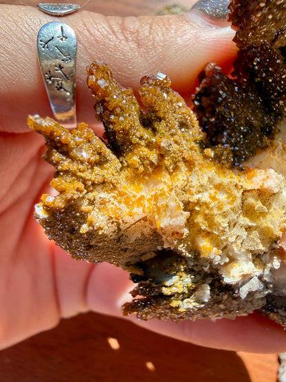 BARITE, MAGANESE + VANADINITE
