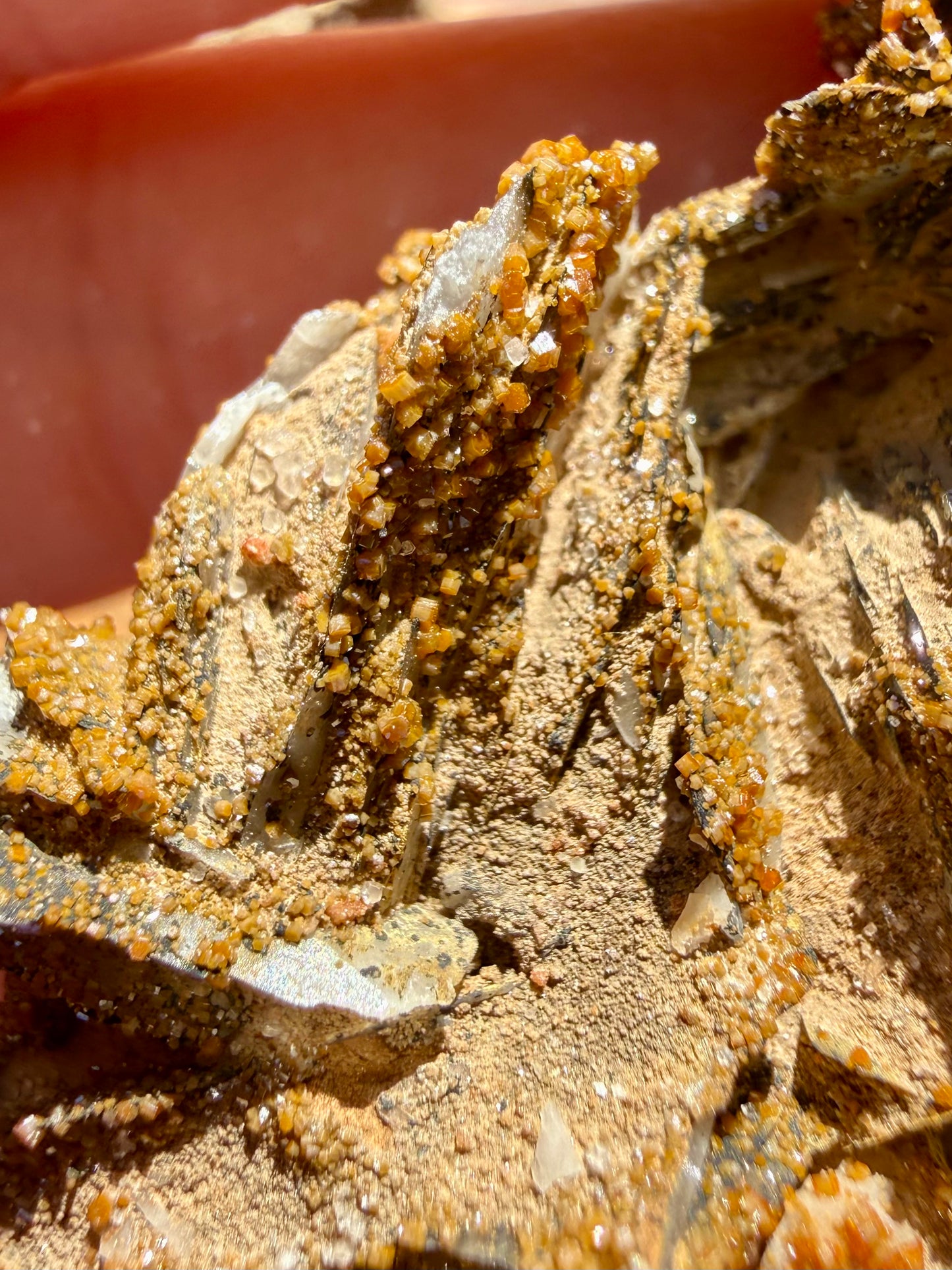 BARITE, MAGANESE + VANADINITE