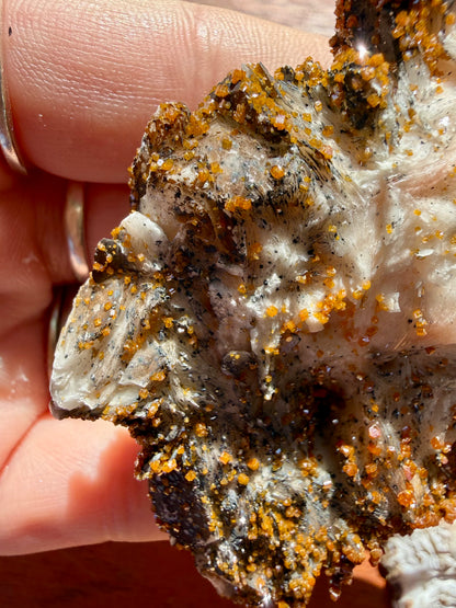 BARITE, MAGANESE + VANADINITE