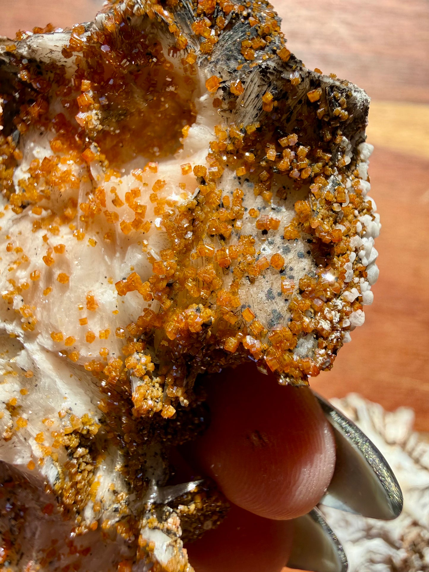 BARITE, MAGANESE + VANADINITE