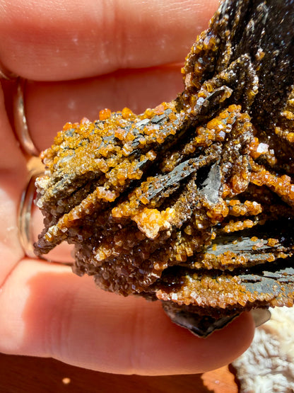 BARITE, MAGANESE + VANADINITE