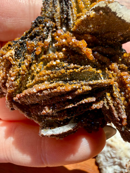 BARITE, MAGANESE + VANADINITE
