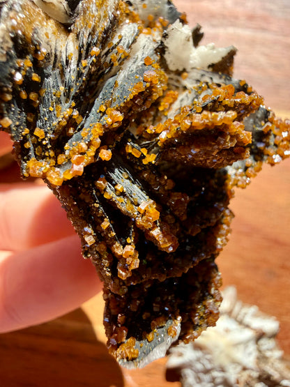 BARITE, MAGANESE + VANADINITE