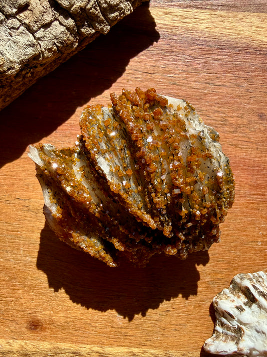 BARITE, MAGANESE + VANADINITE