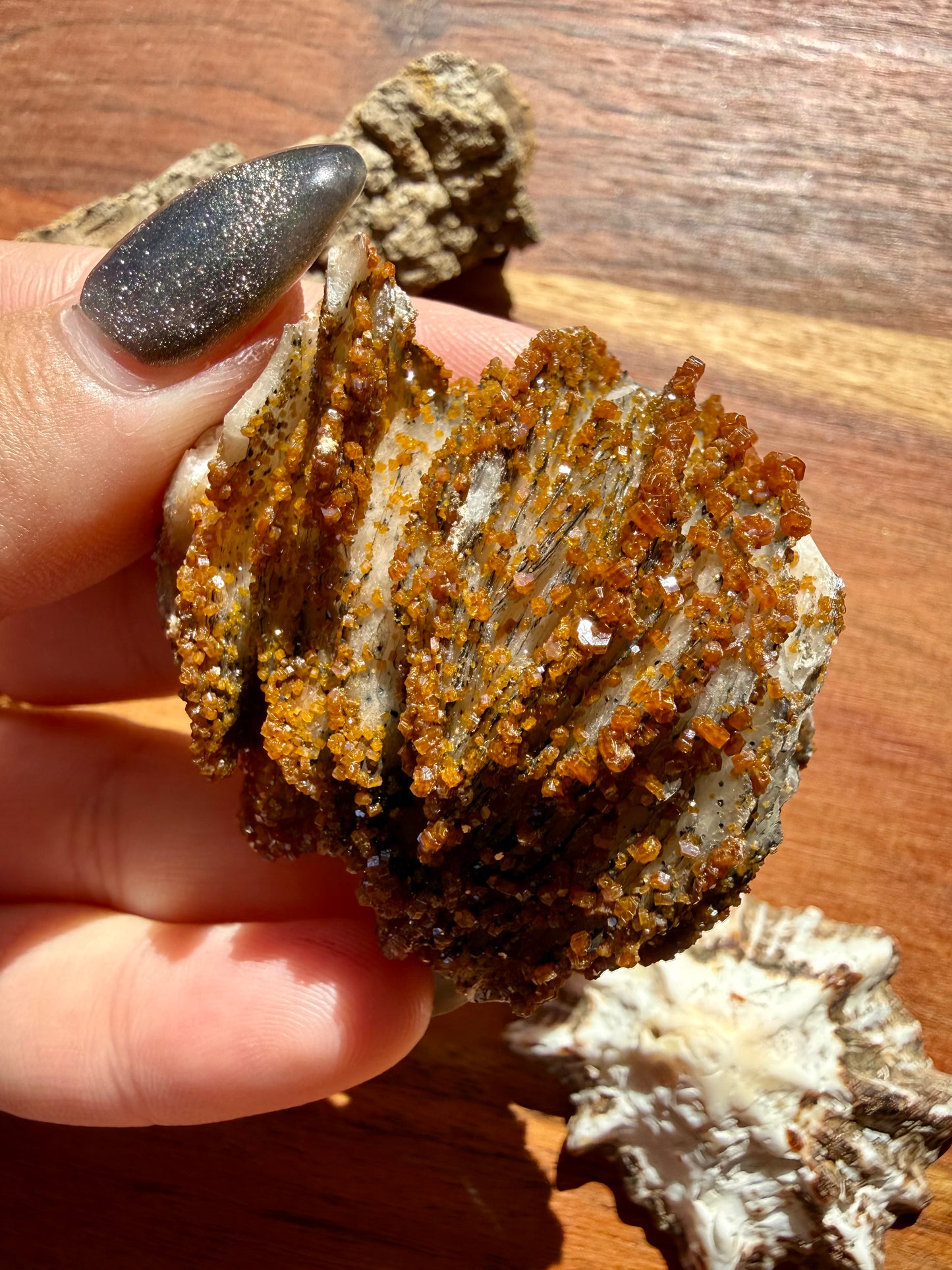 BARITE, MAGANESE + VANADINITE