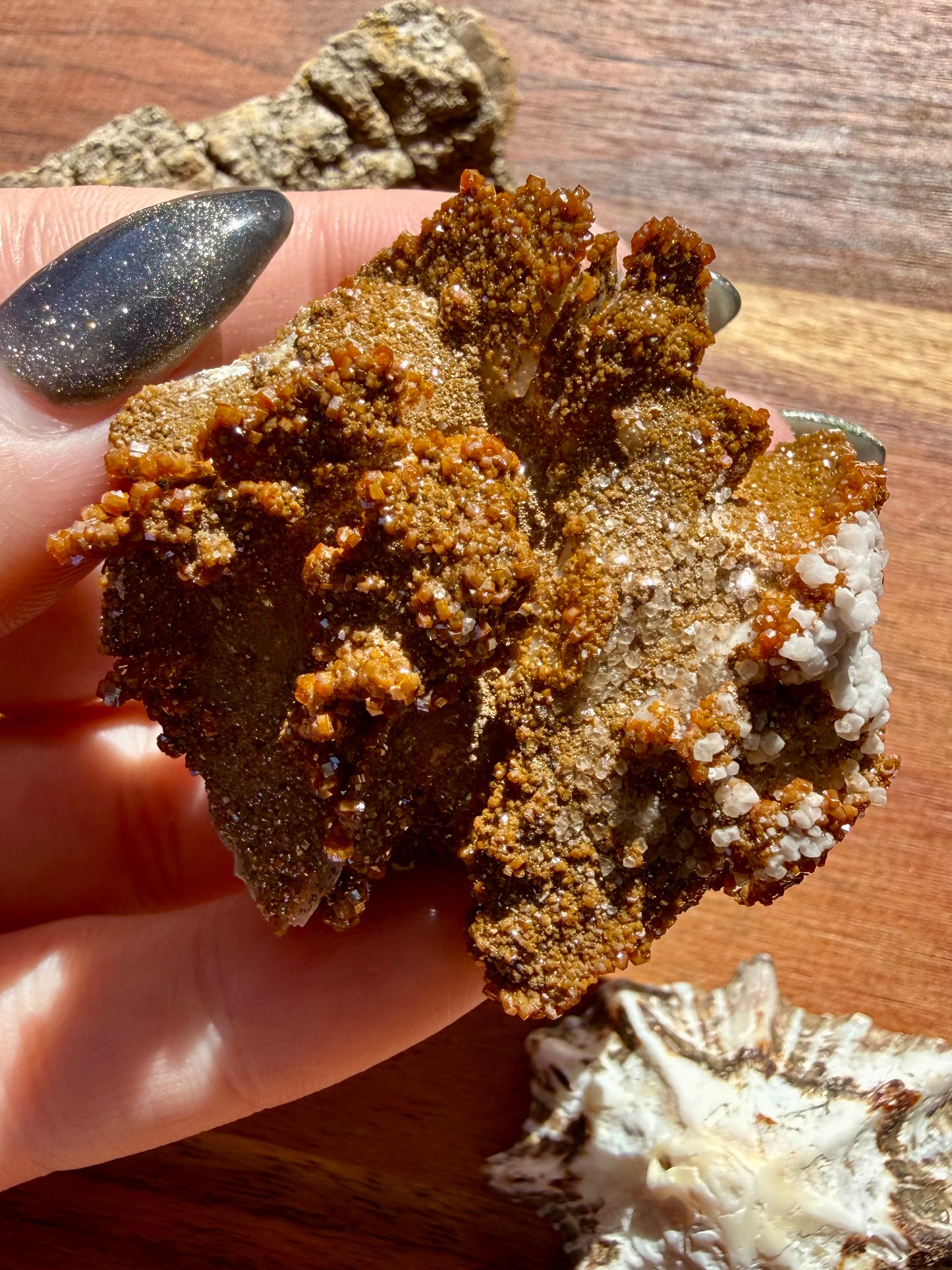 BARITE, MAGANESE + VANADINITE