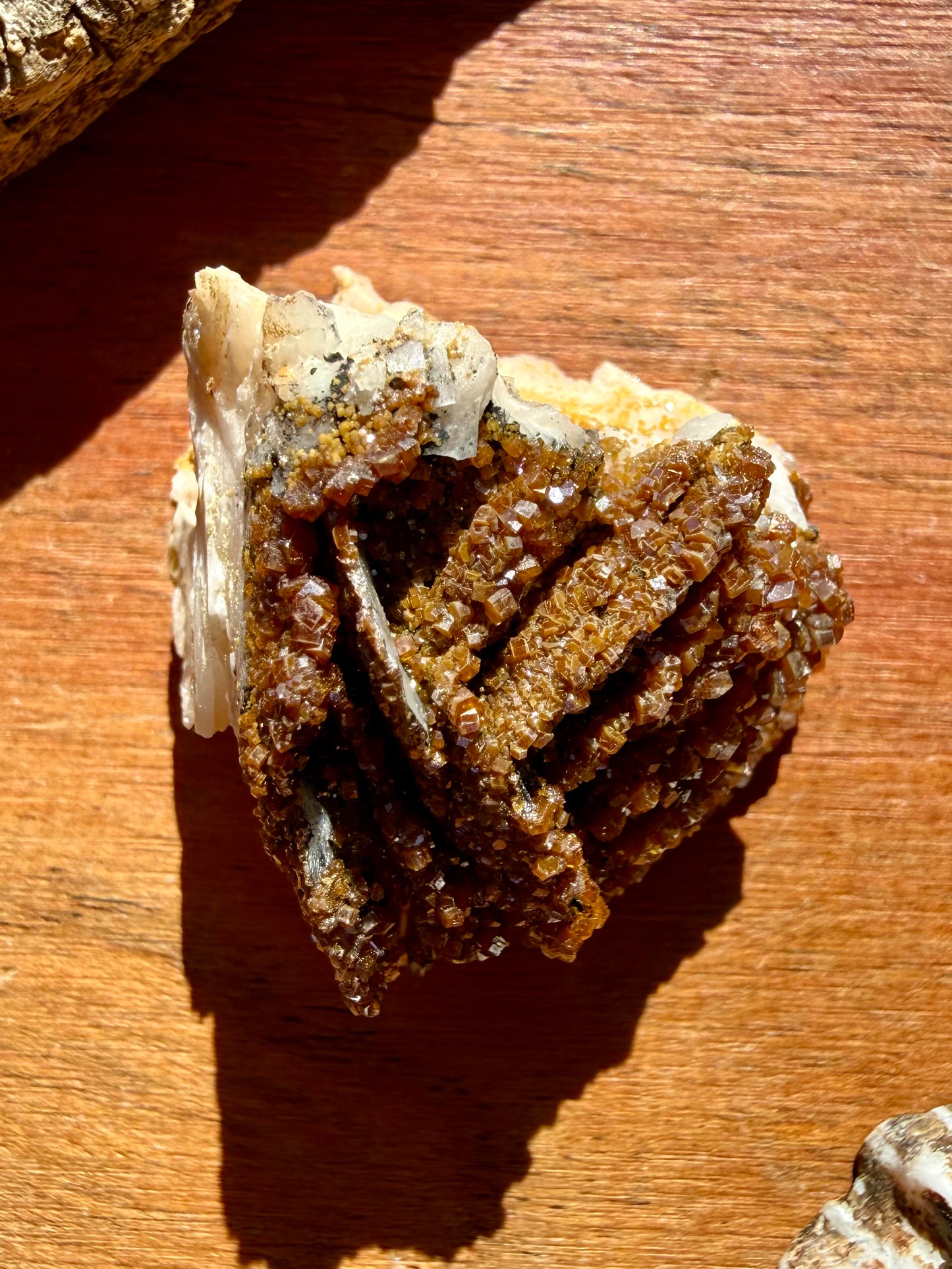 BARITE, MAGANESE + VANADINITE