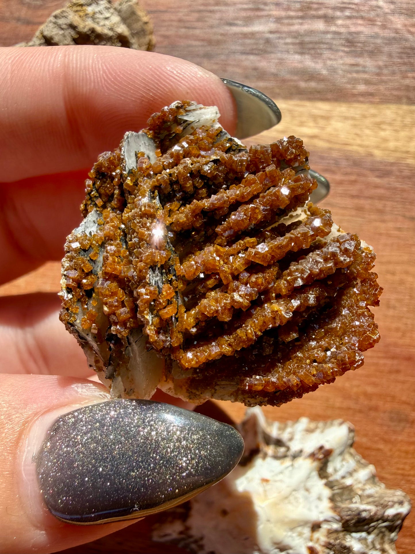 BARITE, MAGANESE + VANADINITE