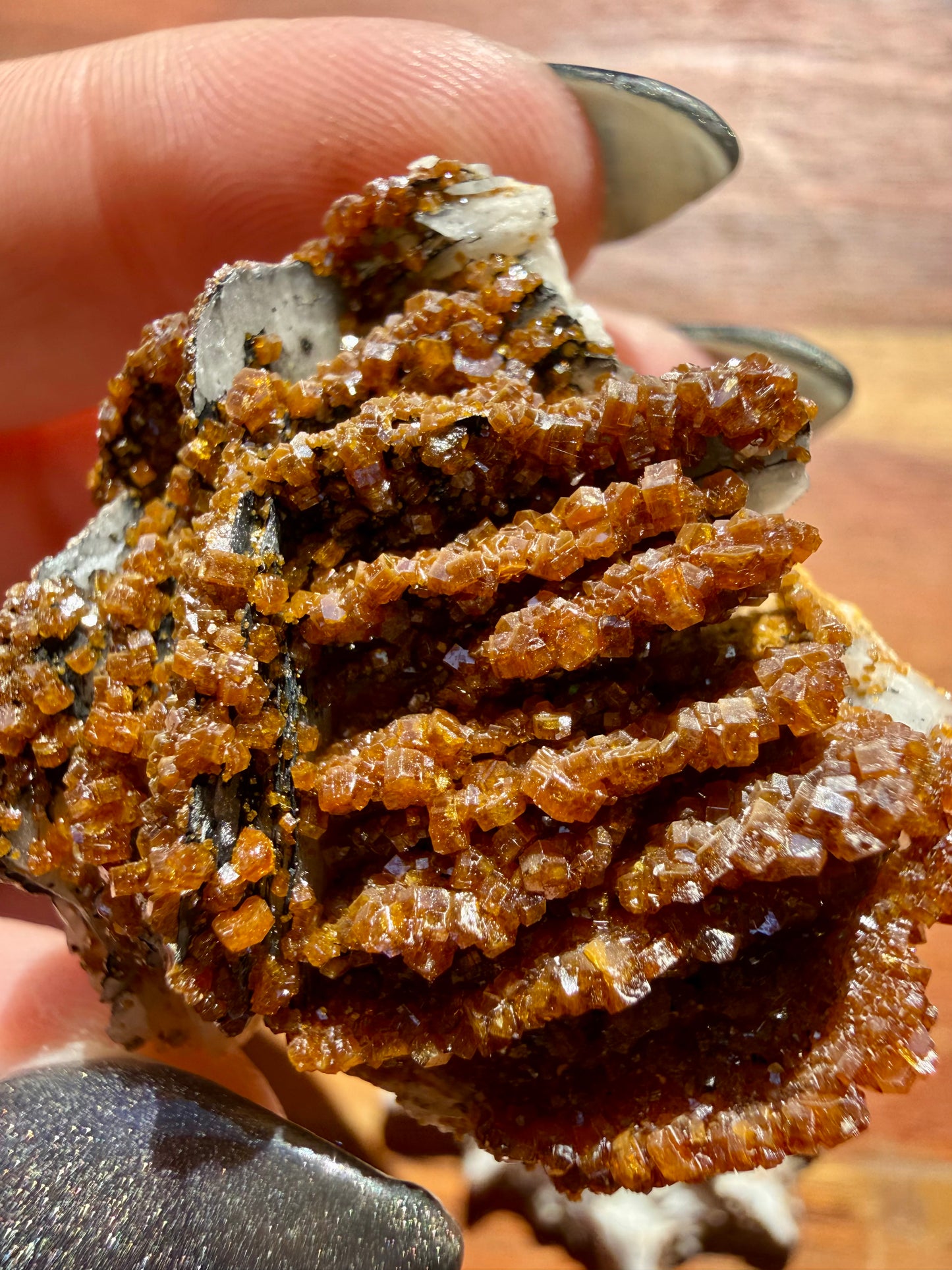 BARITE, MAGANESE + VANADINITE