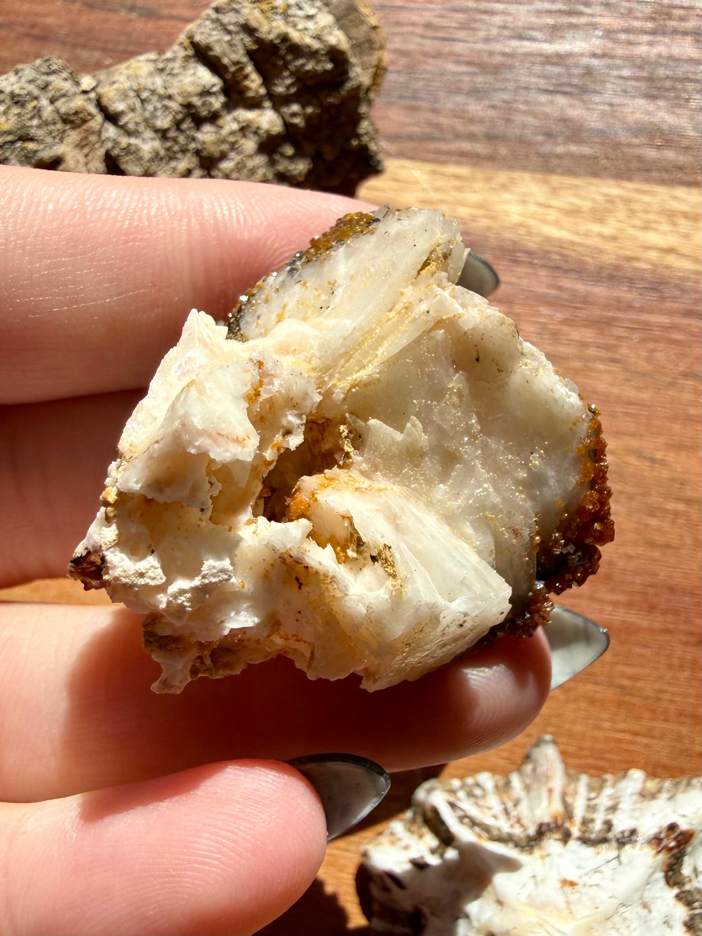 BARITE, MAGANESE + VANADINITE