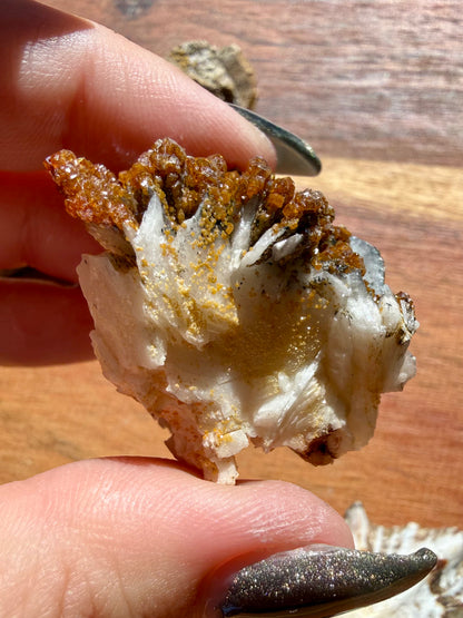 BARITE, MAGANESE + VANADINITE