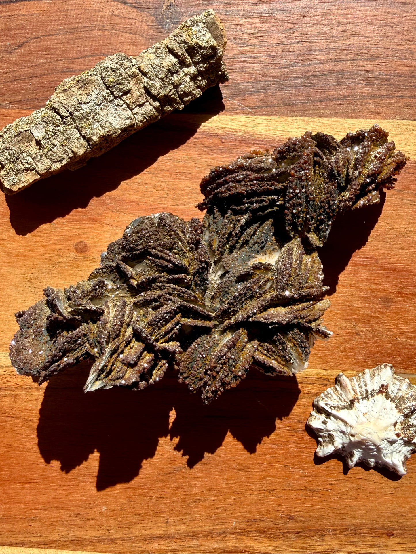 BARITE, MAGANESE + VANADINITE