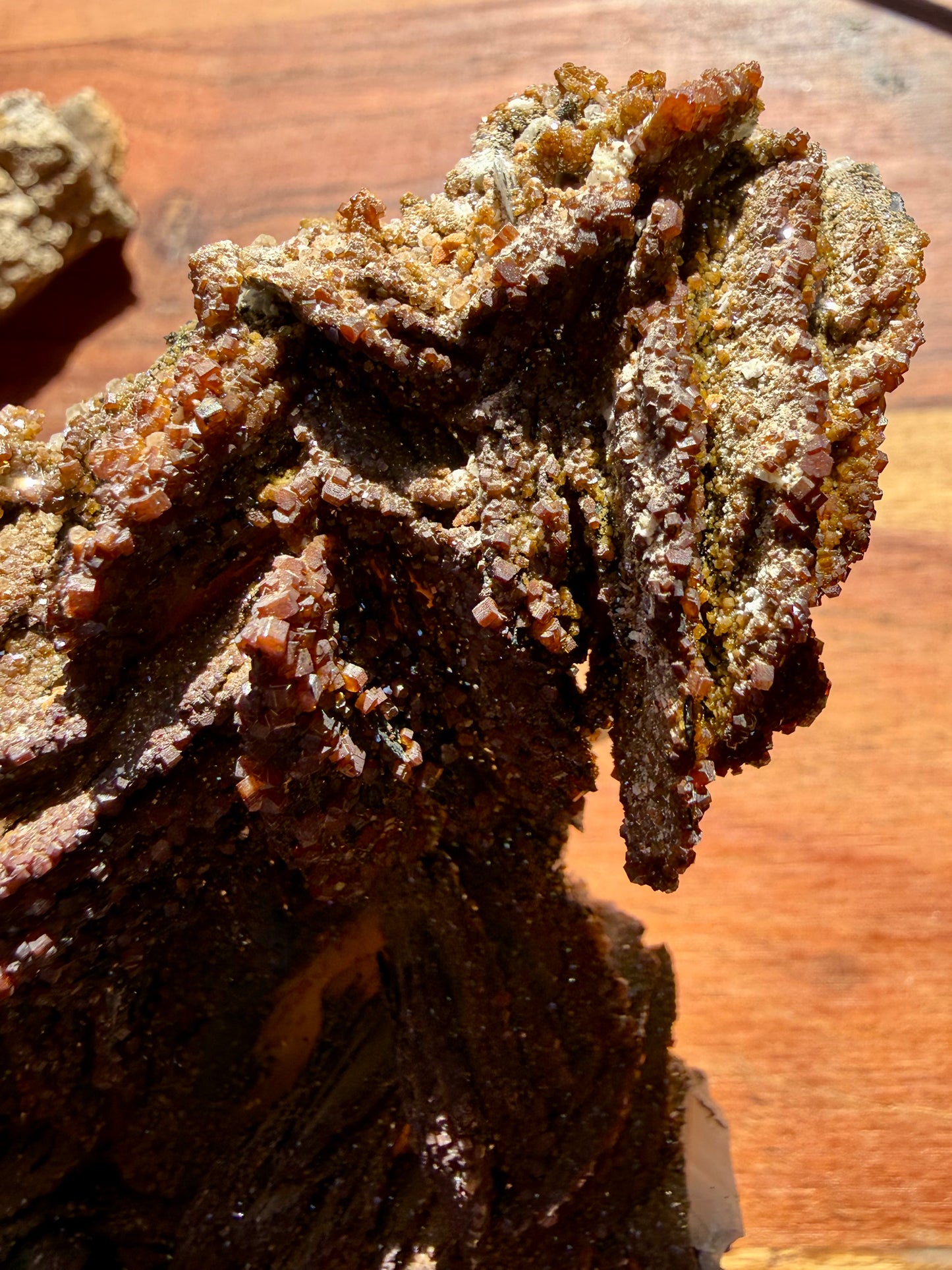 BARITE, MAGANESE + VANADINITE