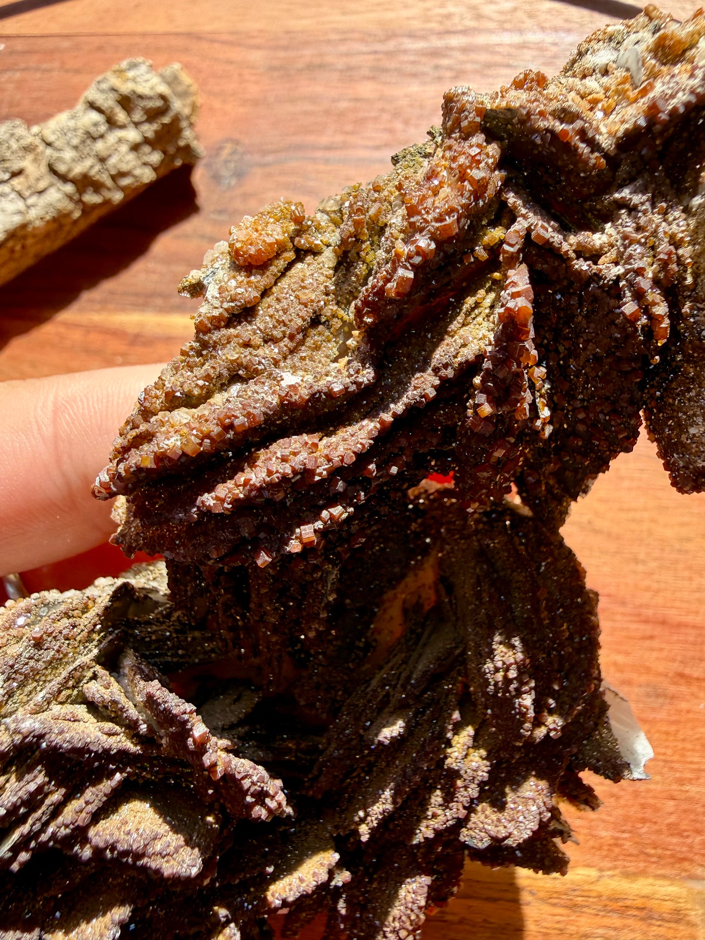 BARITE, MAGANESE + VANADINITE