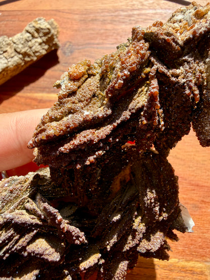 BARITE, MAGANESE + VANADINITE