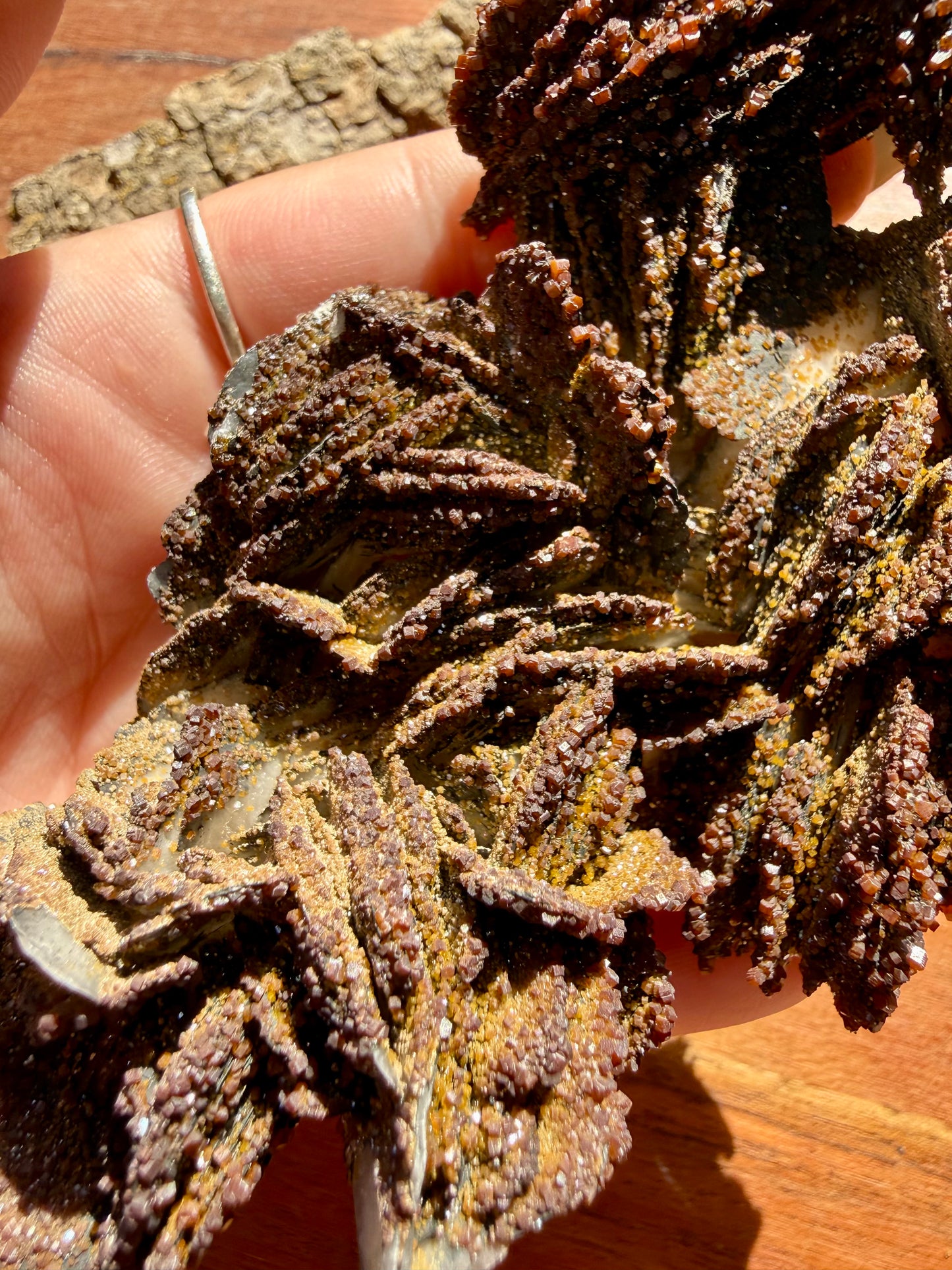 BARITE, MAGANESE + VANADINITE