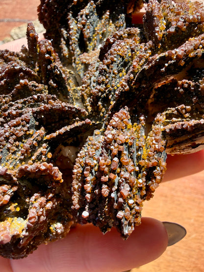 BARITE, MAGANESE + VANADINITE