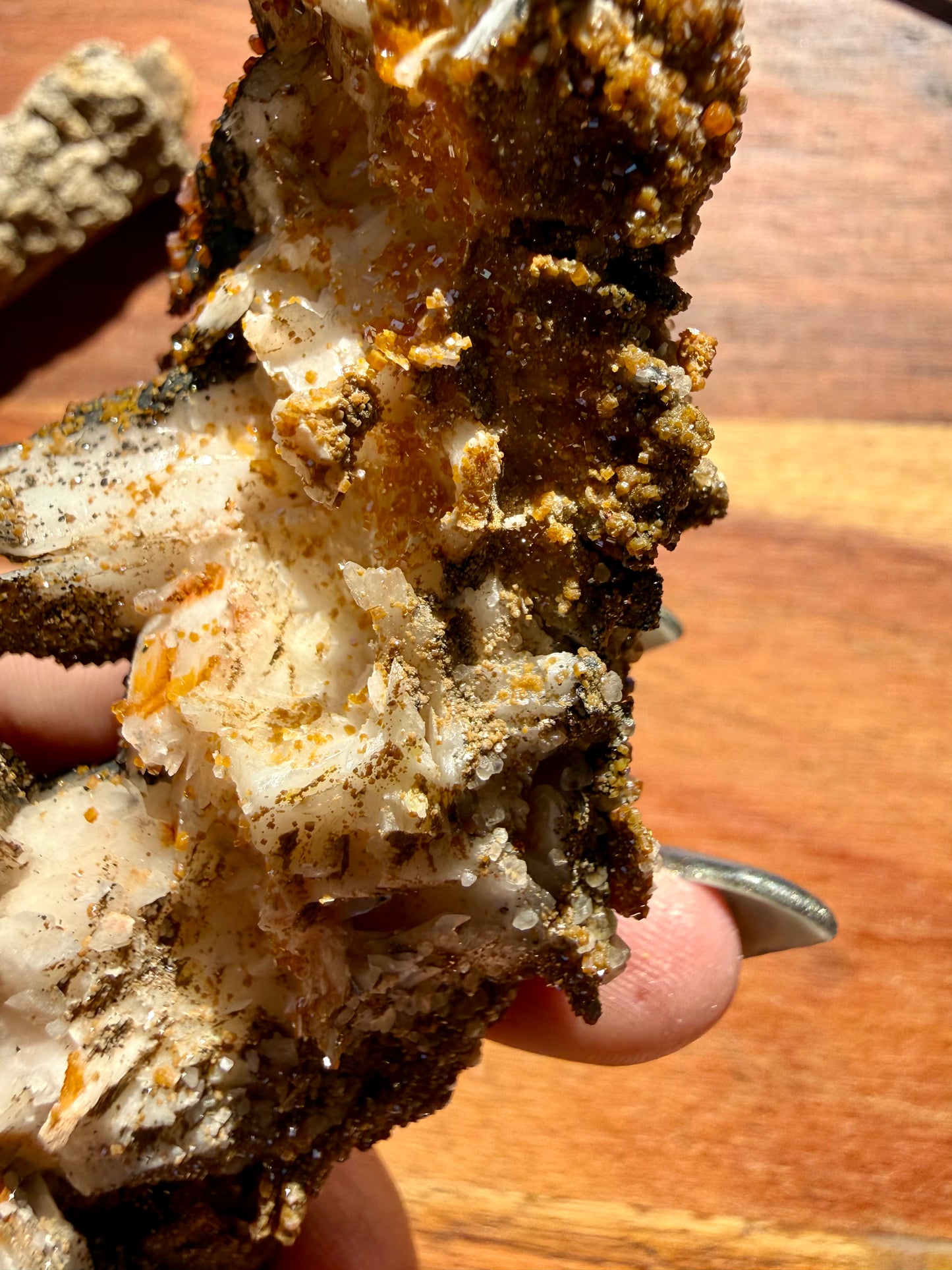BARITE, MAGANESE + VANADINITE
