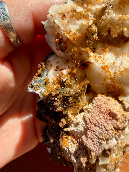 BARITE, MAGANESE + VANADINITE
